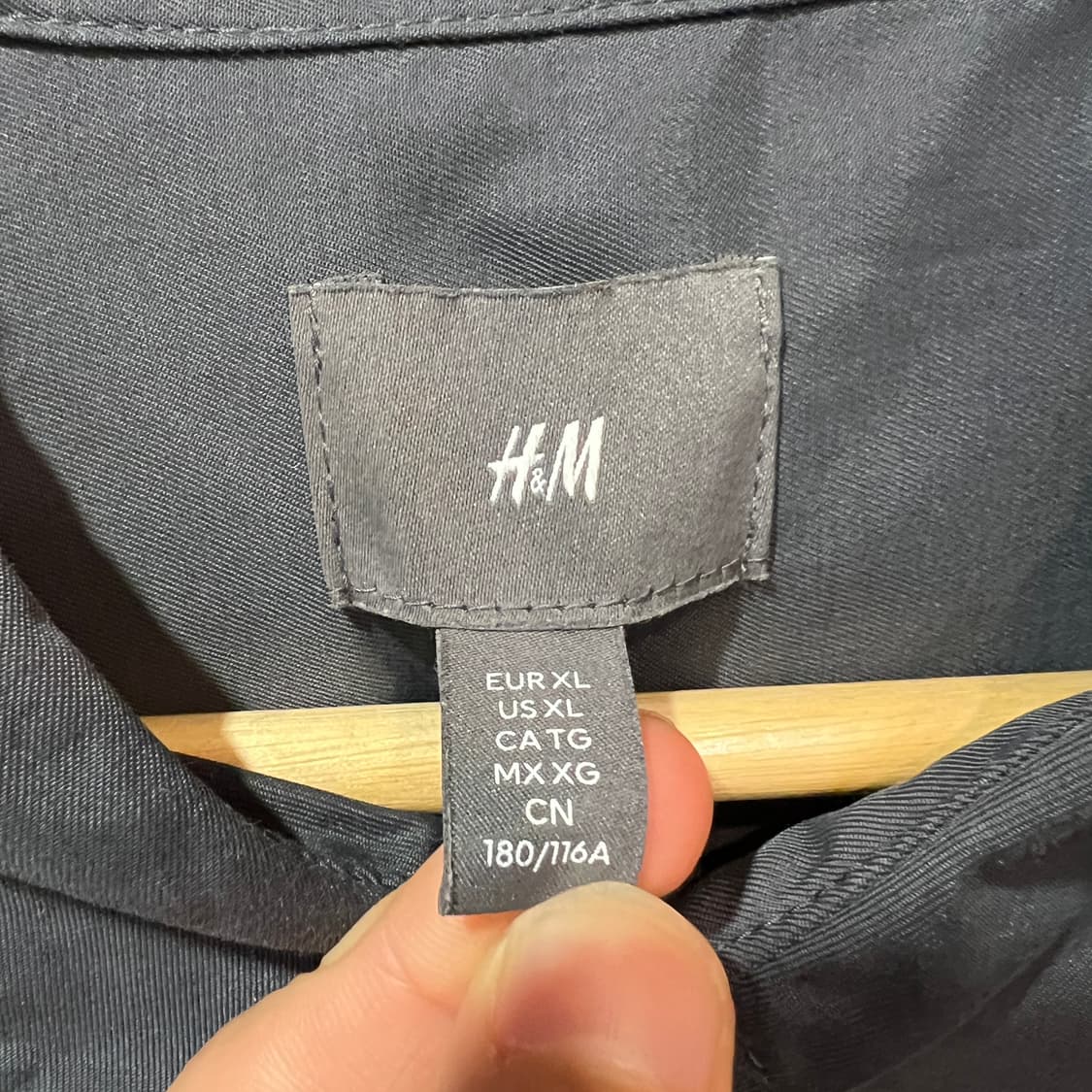 H&M 오버핏 포켓 셔츠 상품이미지3