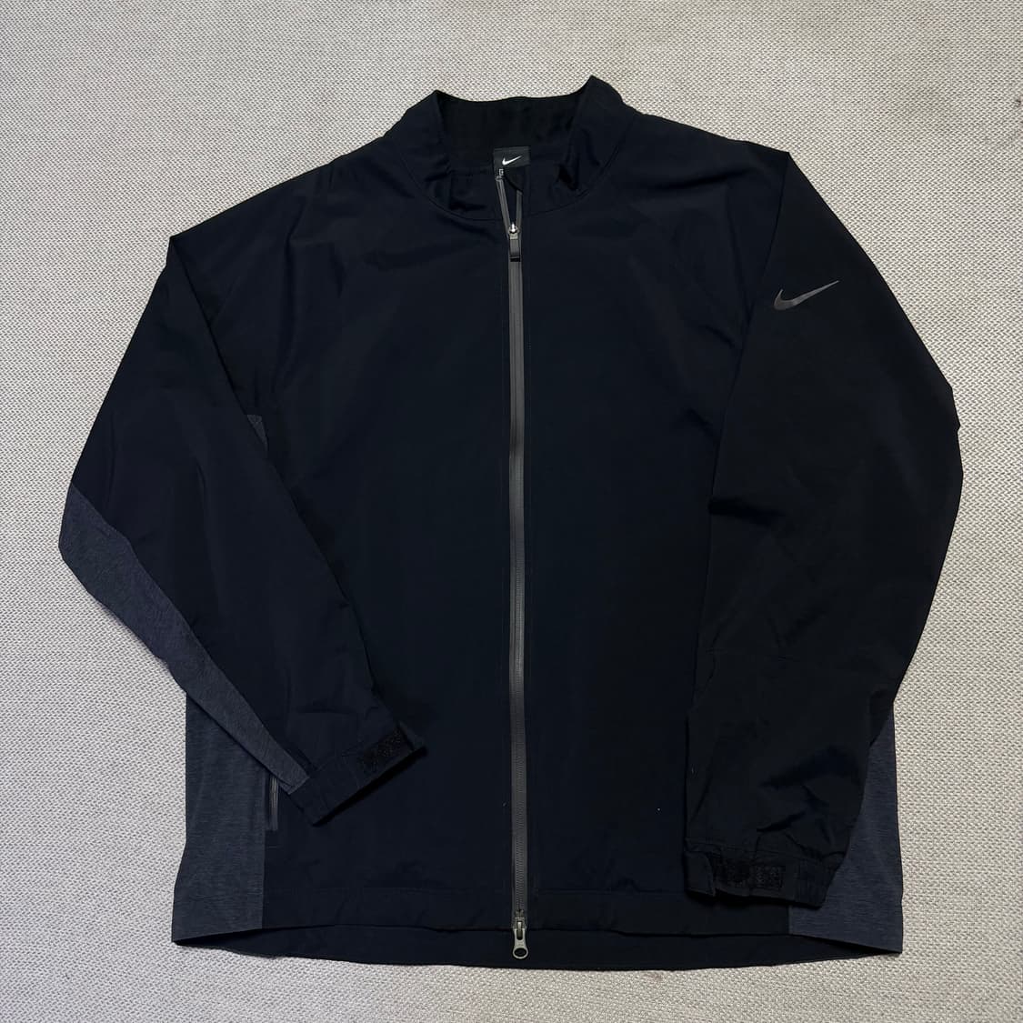나이키 스탠다드 핏 바람막이 상품이미지1