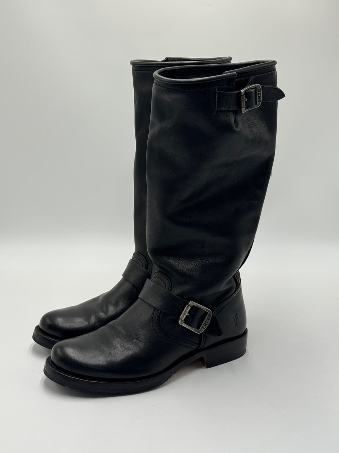 프라이 베로니카 슬라우치 상품이미지1