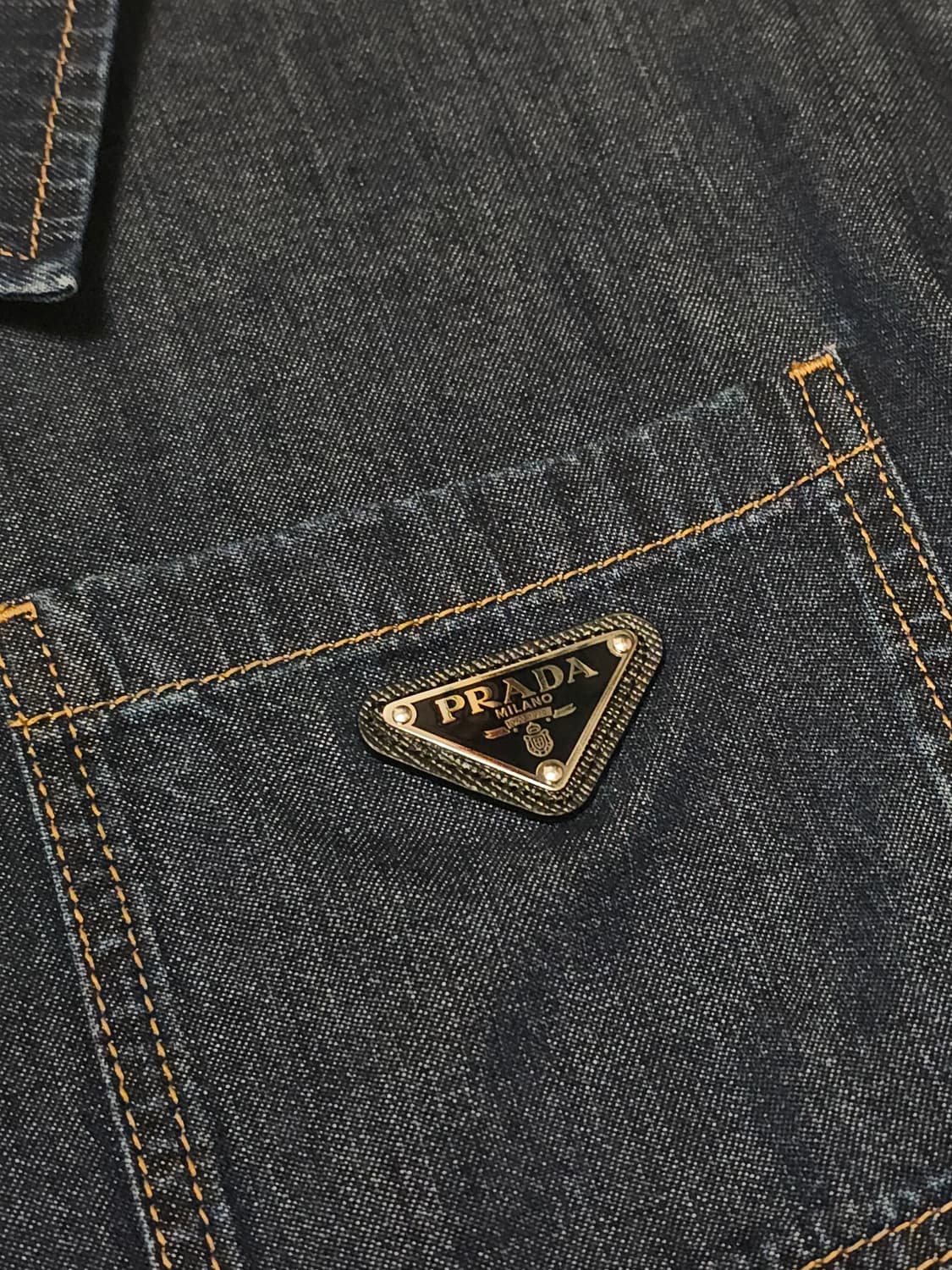 프라다 삼각로고 라이트 데님 집업 자켓 상품이미지6