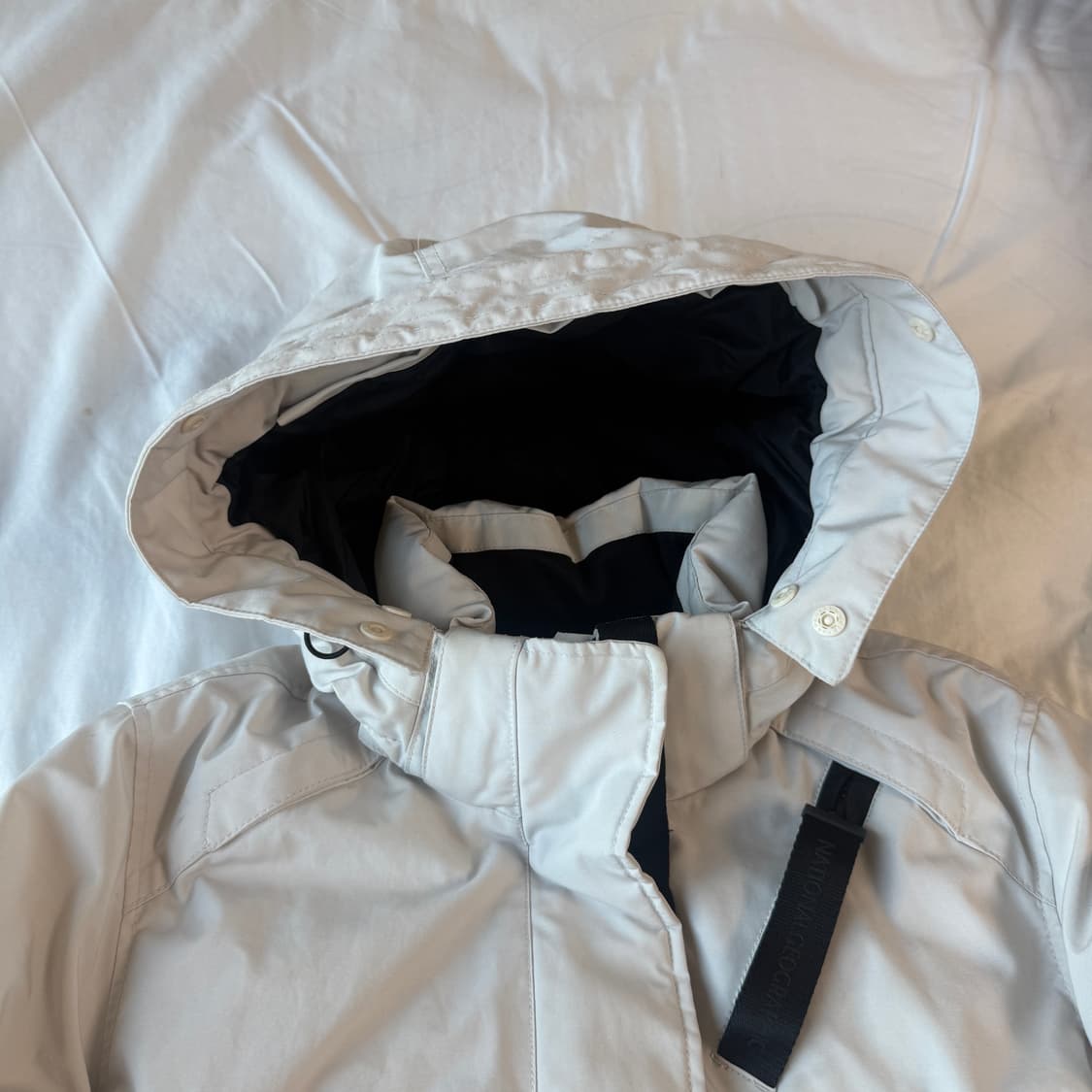 네셔널지오그래픽 숏패딩 구스다운 (M)사이즈 상품이미지2