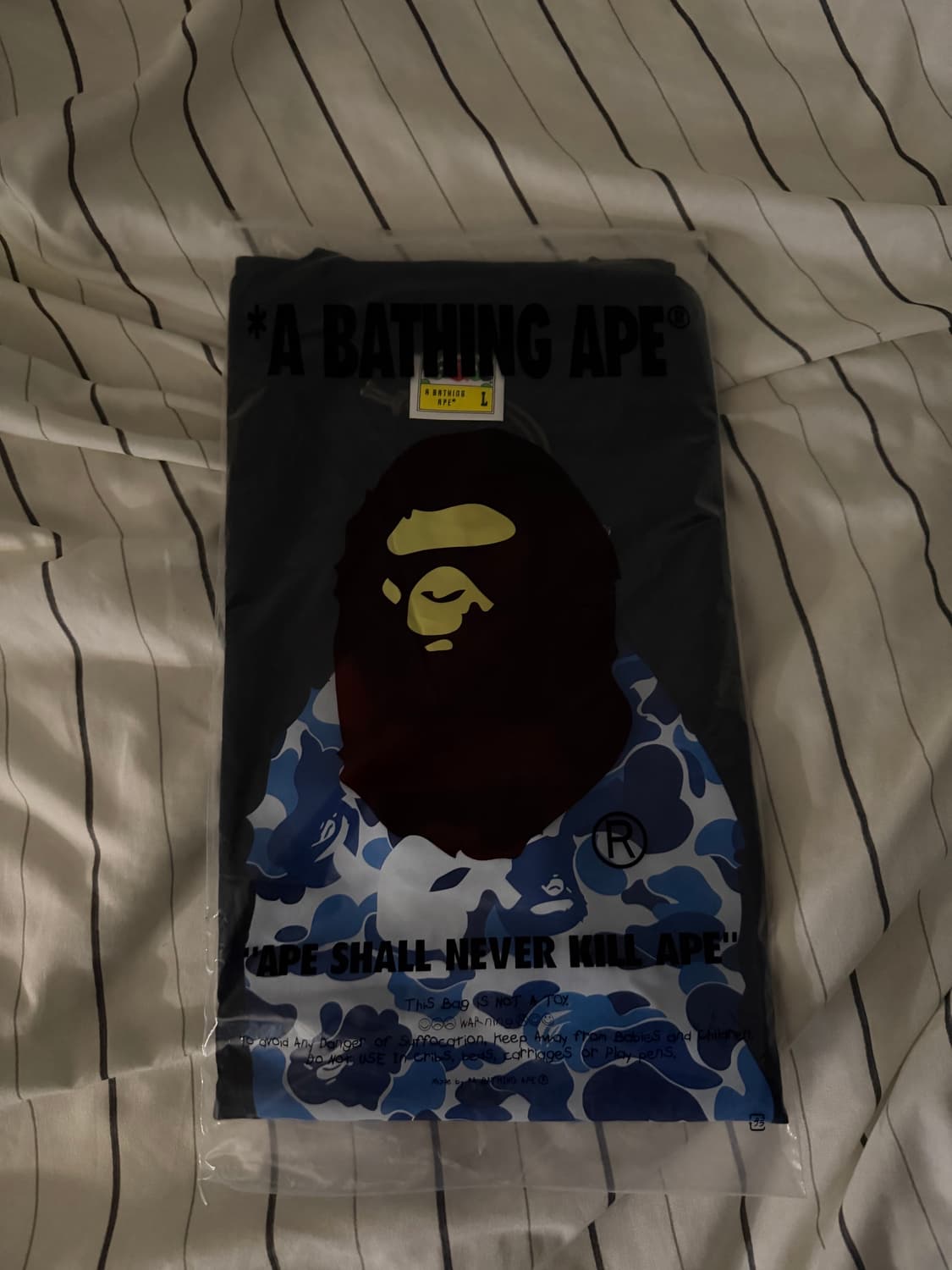 베이프 반팔티 새상품 L사이즈 상품이미지1