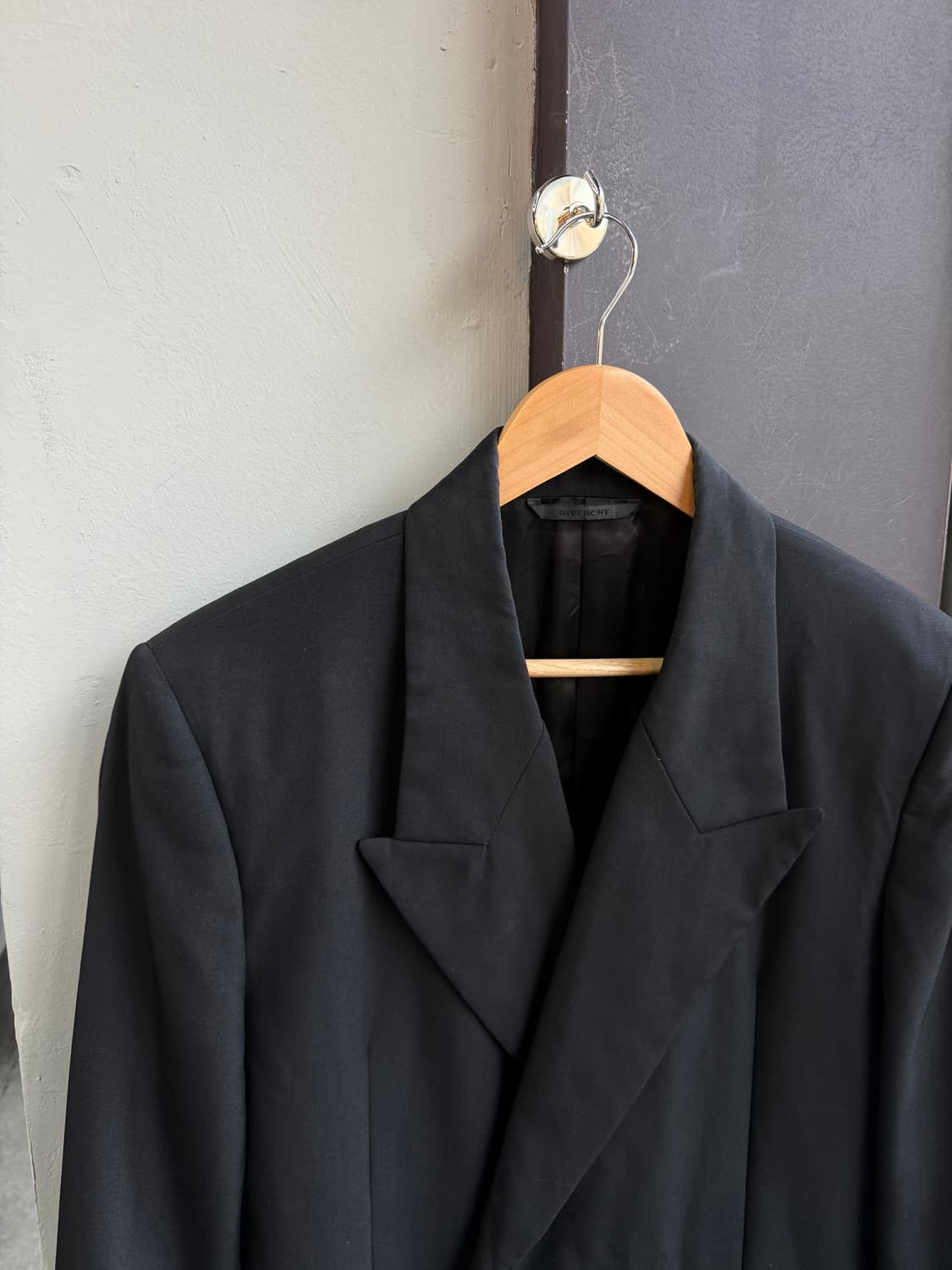 100.32/ 지방시 신형 블레이저와 팬츠 셋업 상품이미지4