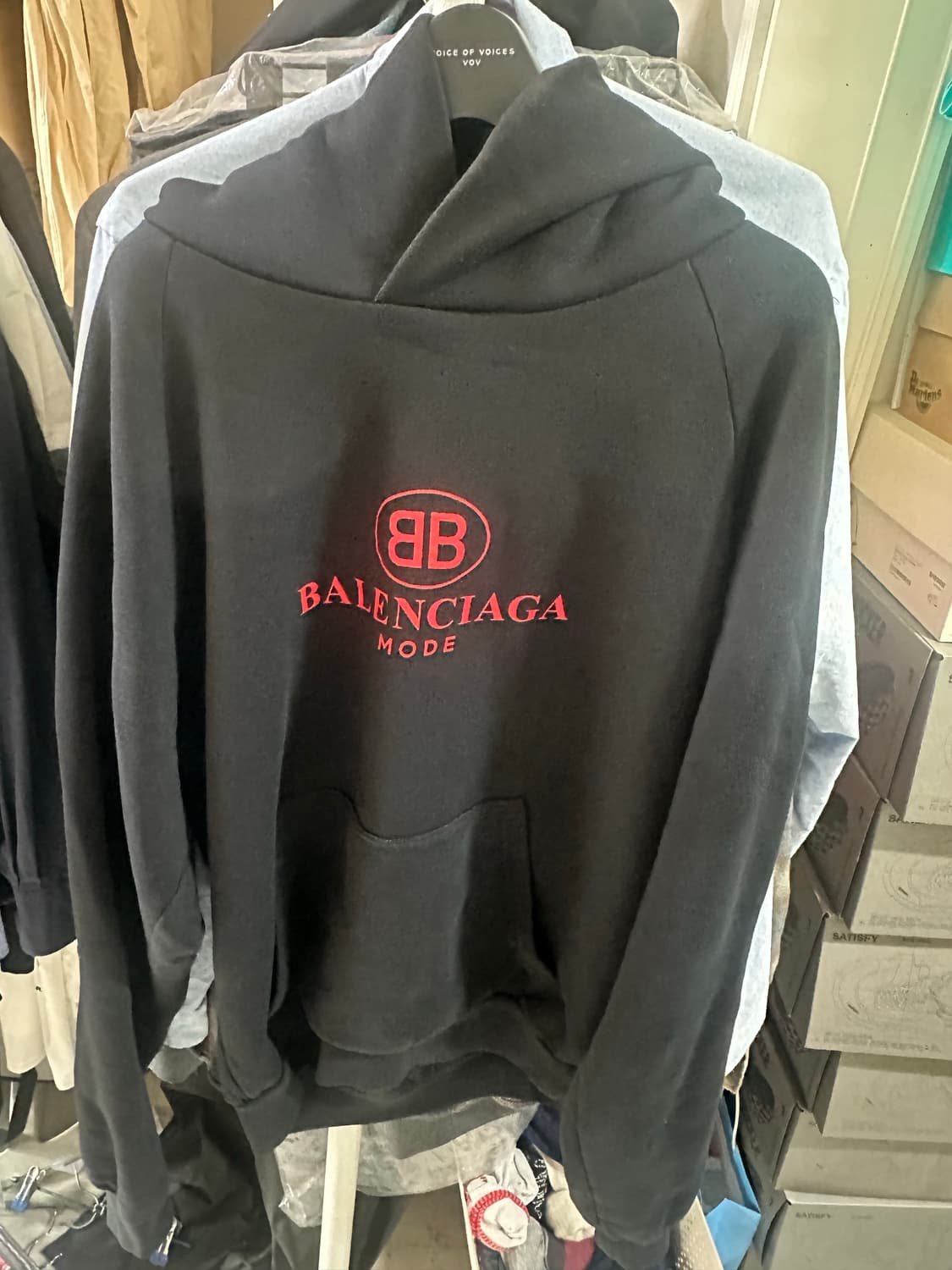 [L] 발렌시아가 BB로고 모드 후드티 블랙 레드 상품이미지1