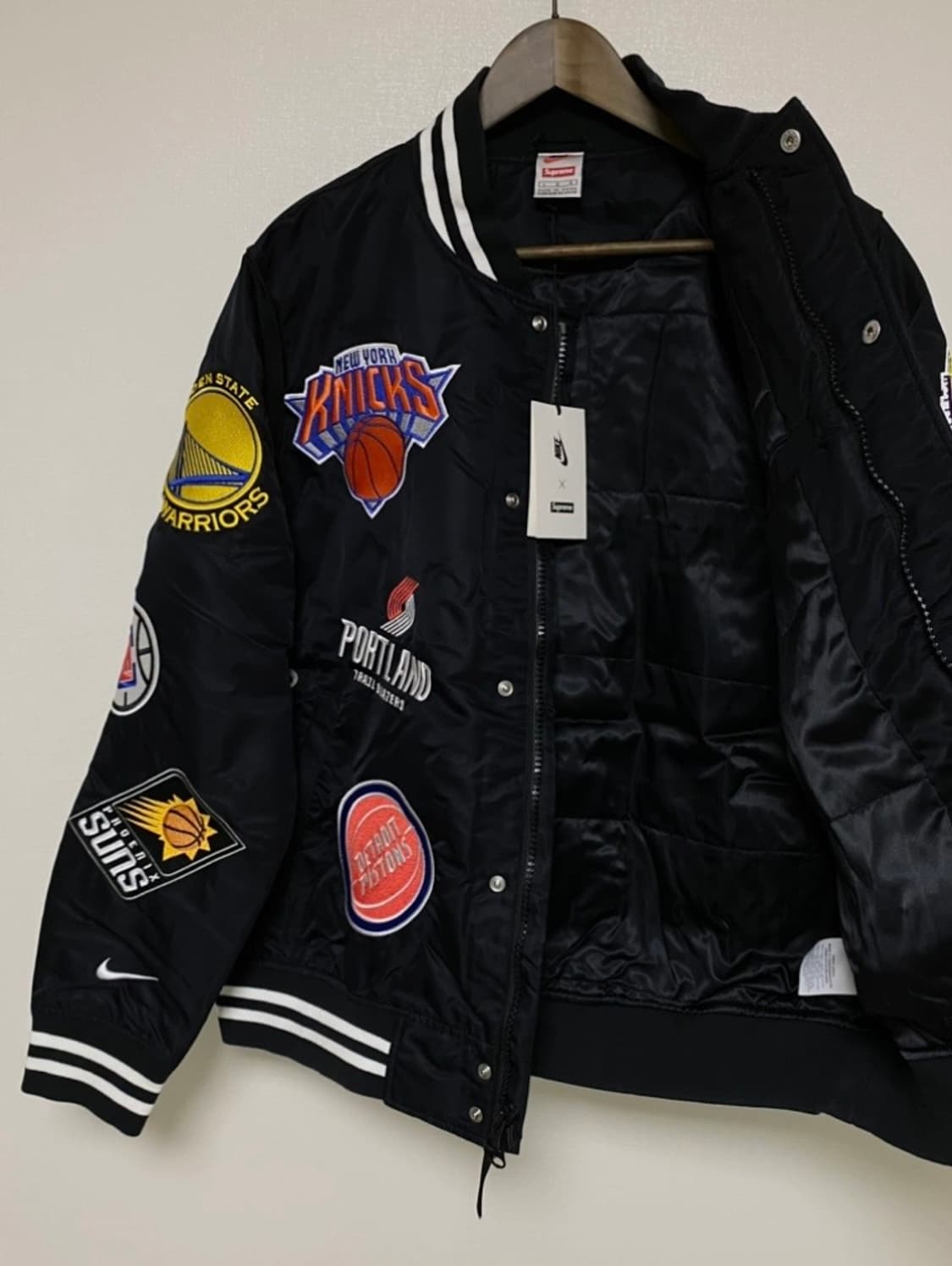 Supreme X NIKE NBA TEAM WARMUP JACKET 상품이미지2