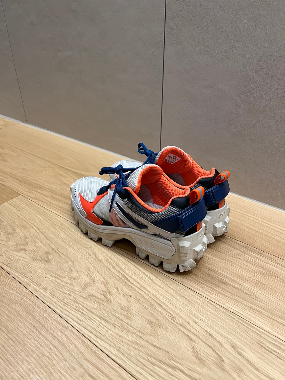 준지 2019 볼륨 트레이너3 - 41 (260) 스니커즈 상품이미지2