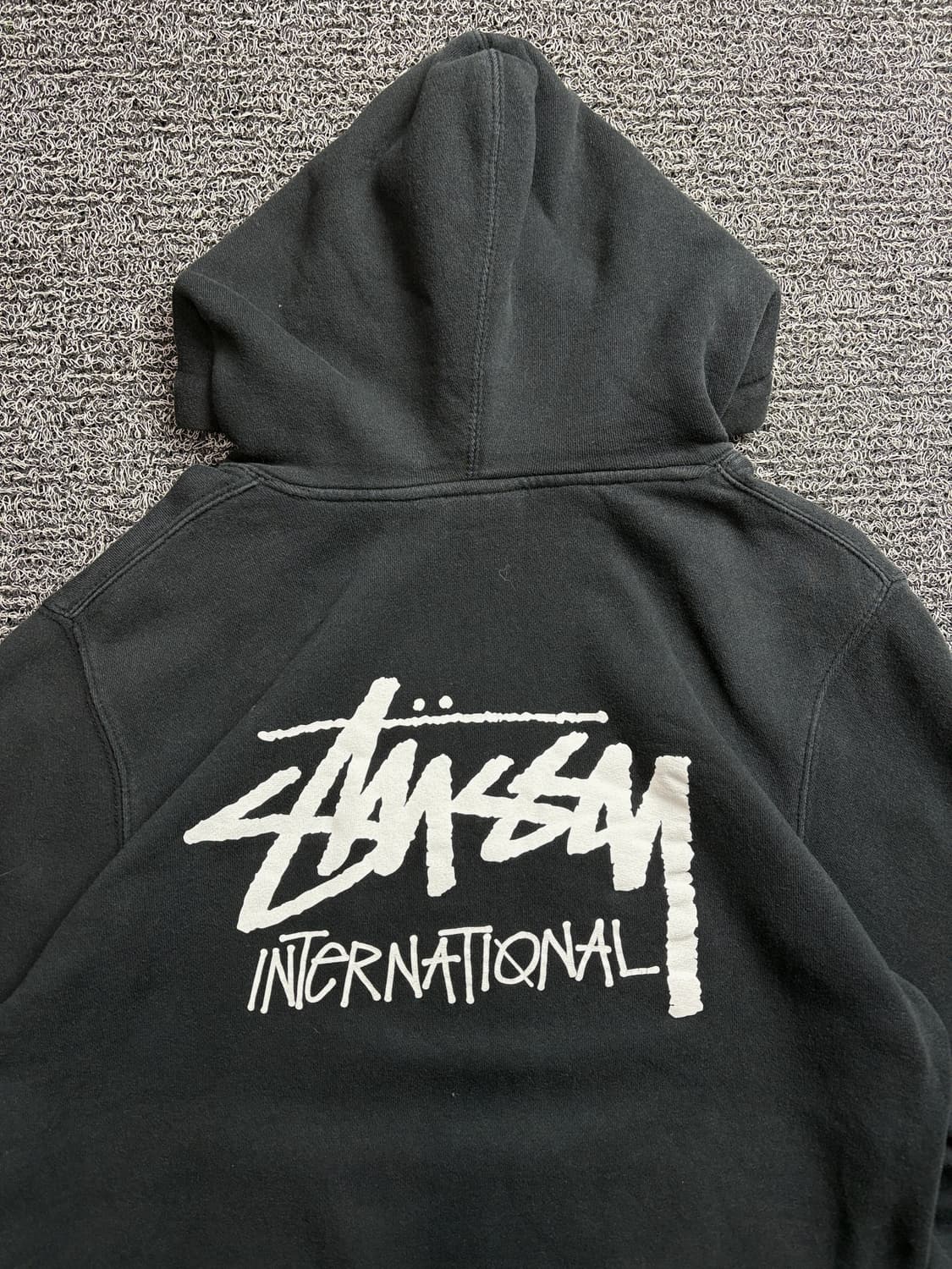 스투시 시그니처 빅로고 블랙 후드티 2516 상품이미지1