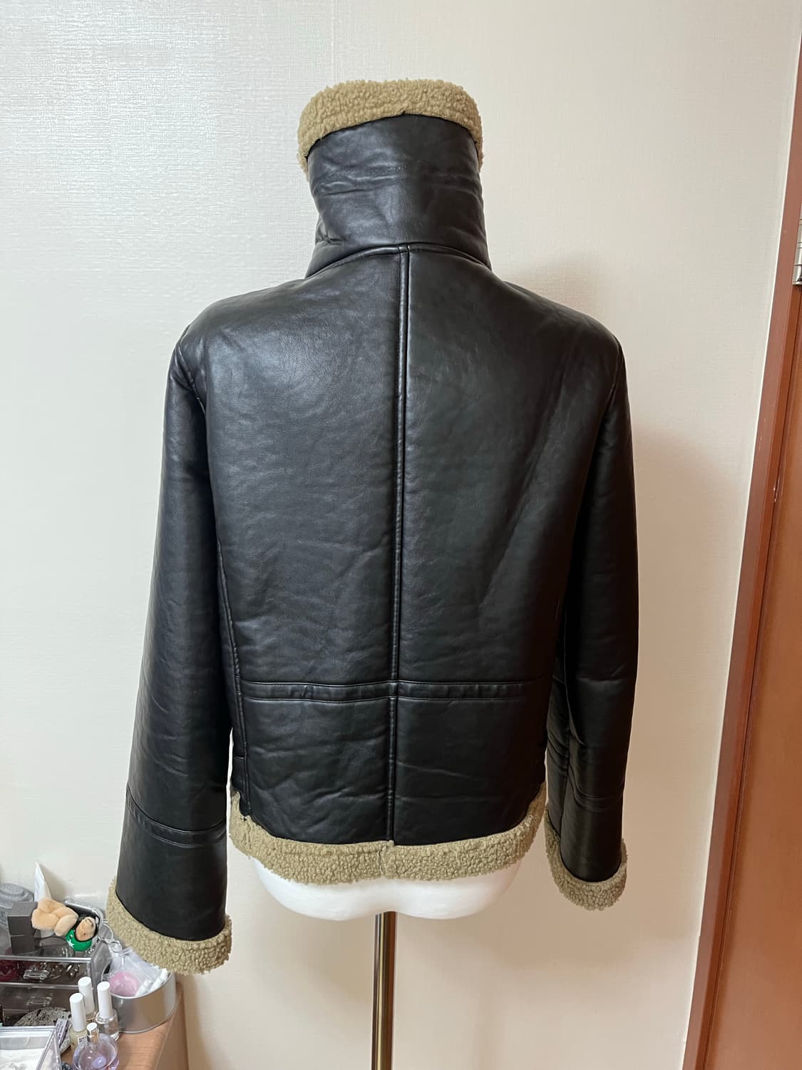 에즈온 셀렉샵 당시 무스탕 상품이미지5