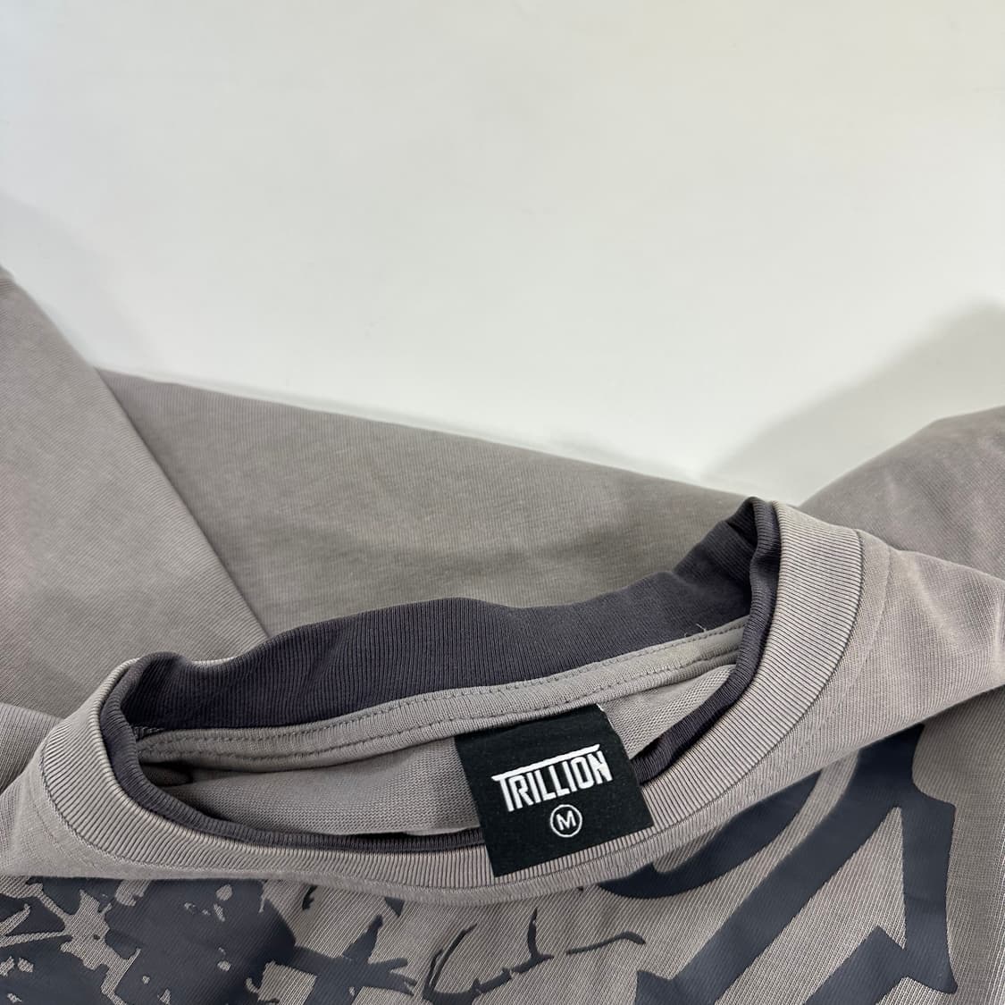 M 트릴리온 빈티지그레이 레이어드 슬리브긴팔티 상품이미지4