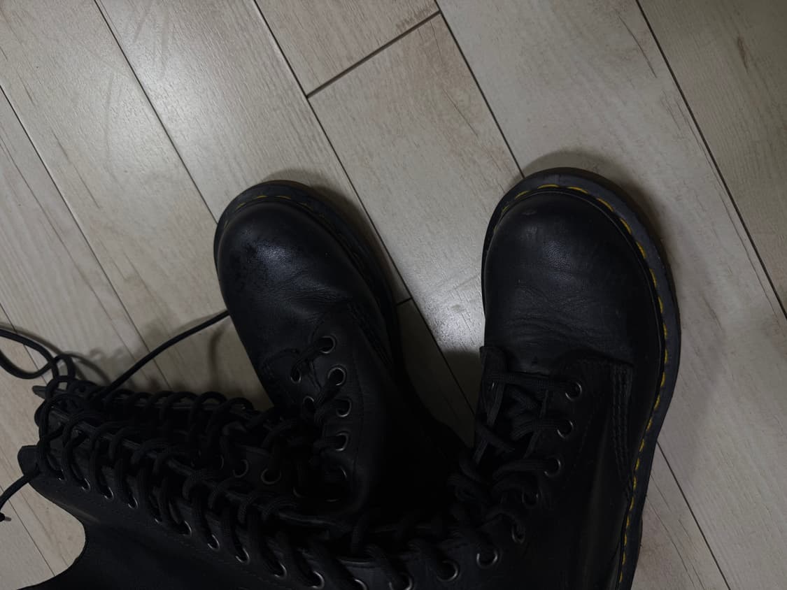 닥터마틴 20홀 UK3 상품이미지3