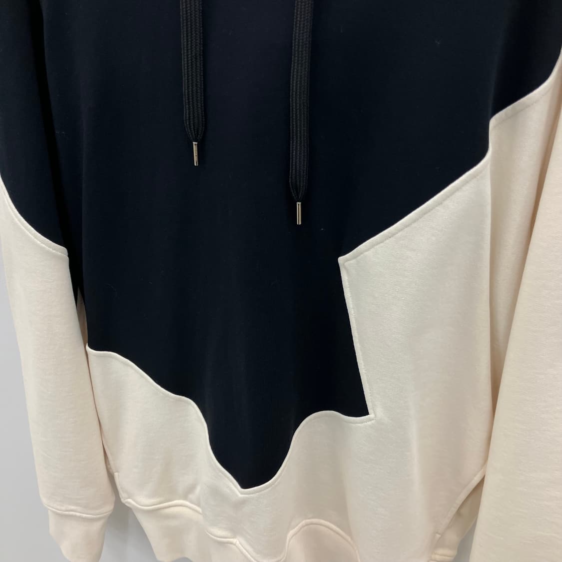 닐바렛 트리컬러 후드티 XL 상품이미지4