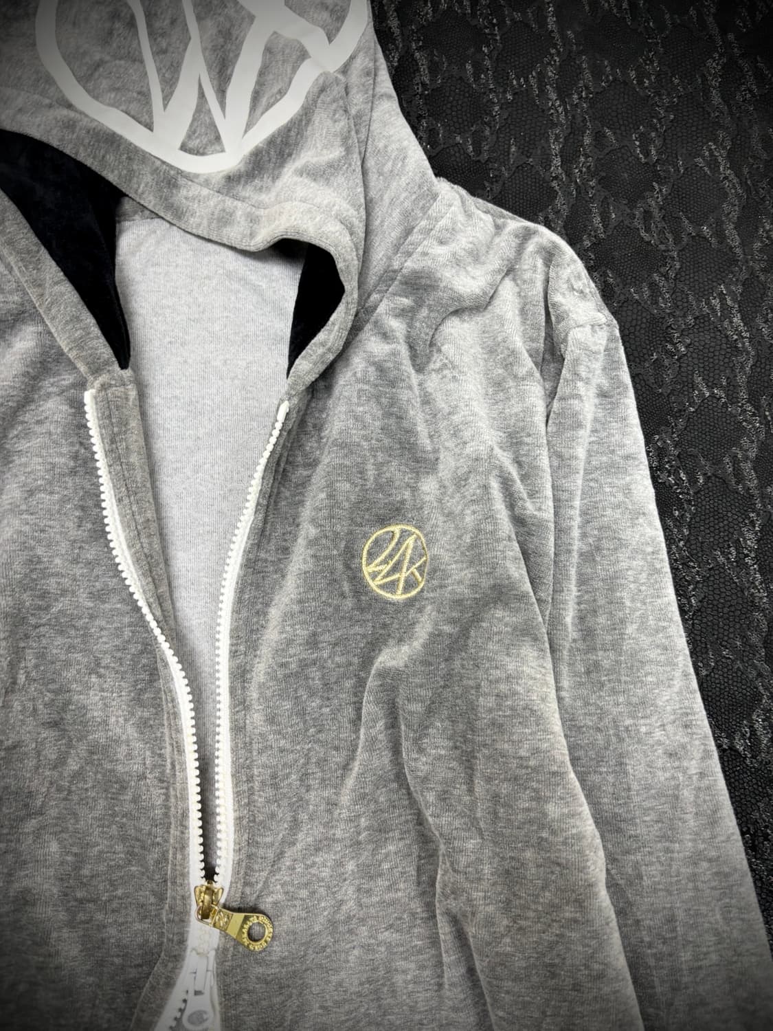 “24karats” Y2K Print Grey Velvet 2-way H 상품이미지4