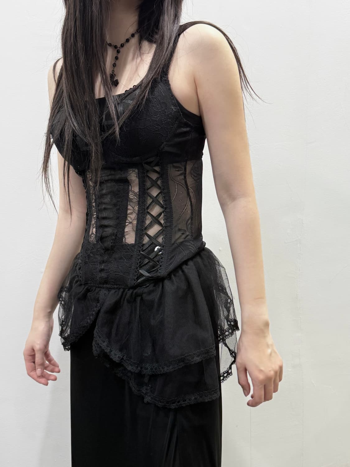 시스루 아일렛 디테일 코르셋 상품이미지1