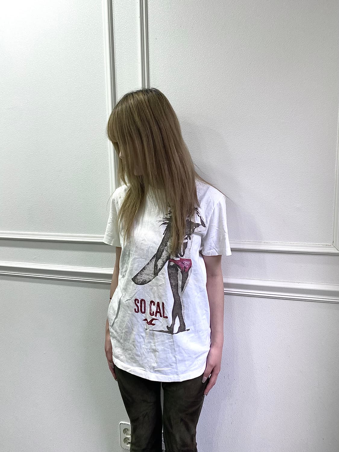 [Hollister] Y2K Girl Print Tee 상품이미지1