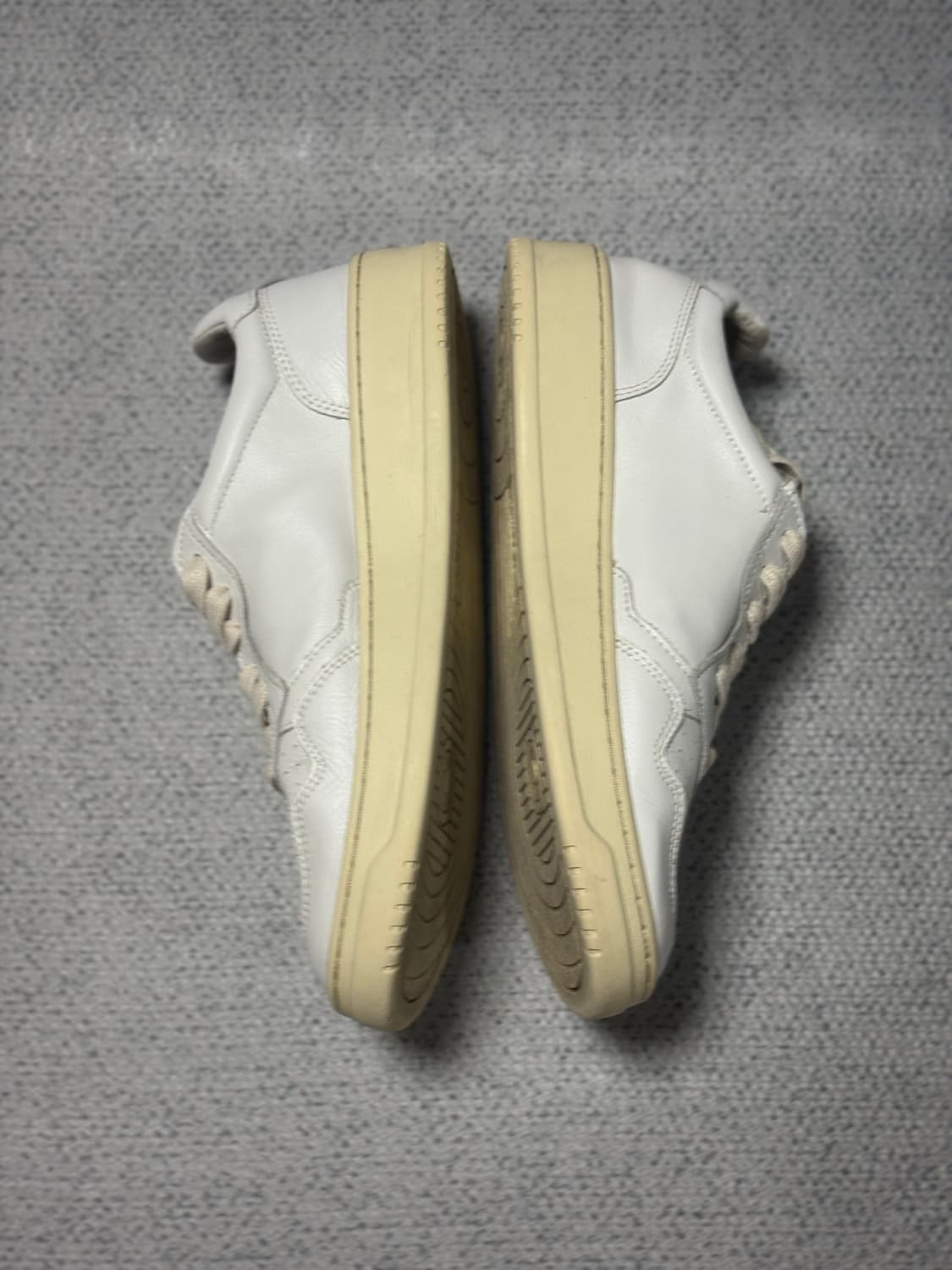 오트리 메달리스트 로우 레더 스니커즈 EU43 상품이미지5