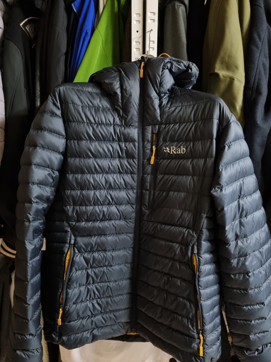 랩 경량패딩 마이크로알파인 벨루가 L 상품이미지1