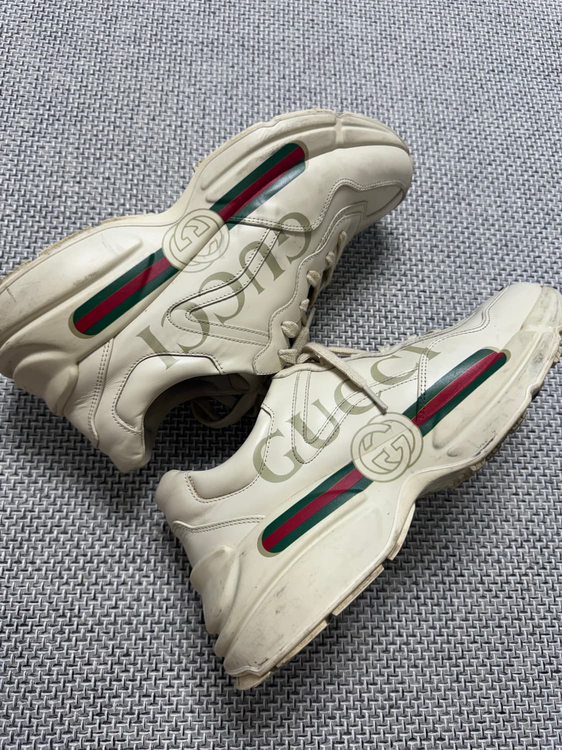 구찌 라이톤 띠로고 아이보리 스니커즈 신발 상품이미지6