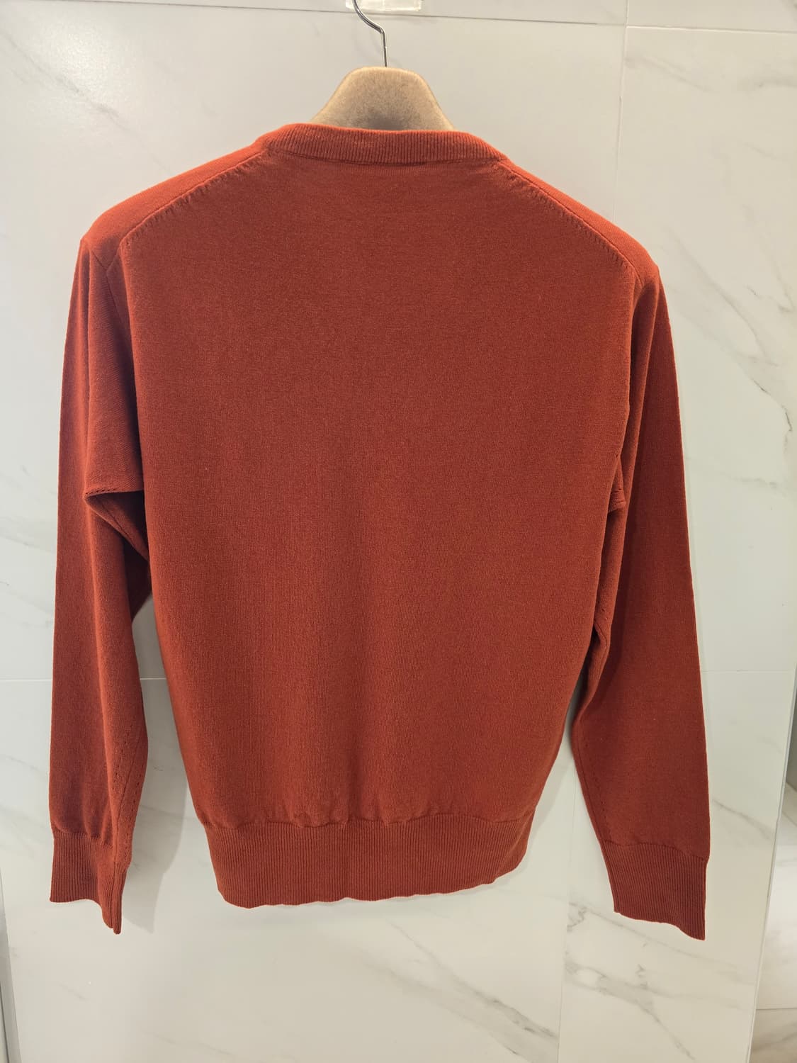 마르니 울 로고 브이넥 스웨터 상품이미지2