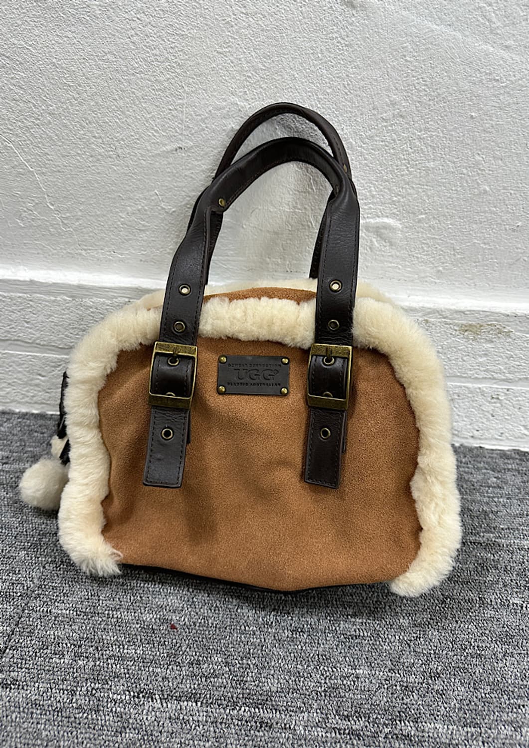 어그 토트백  상품이미지1