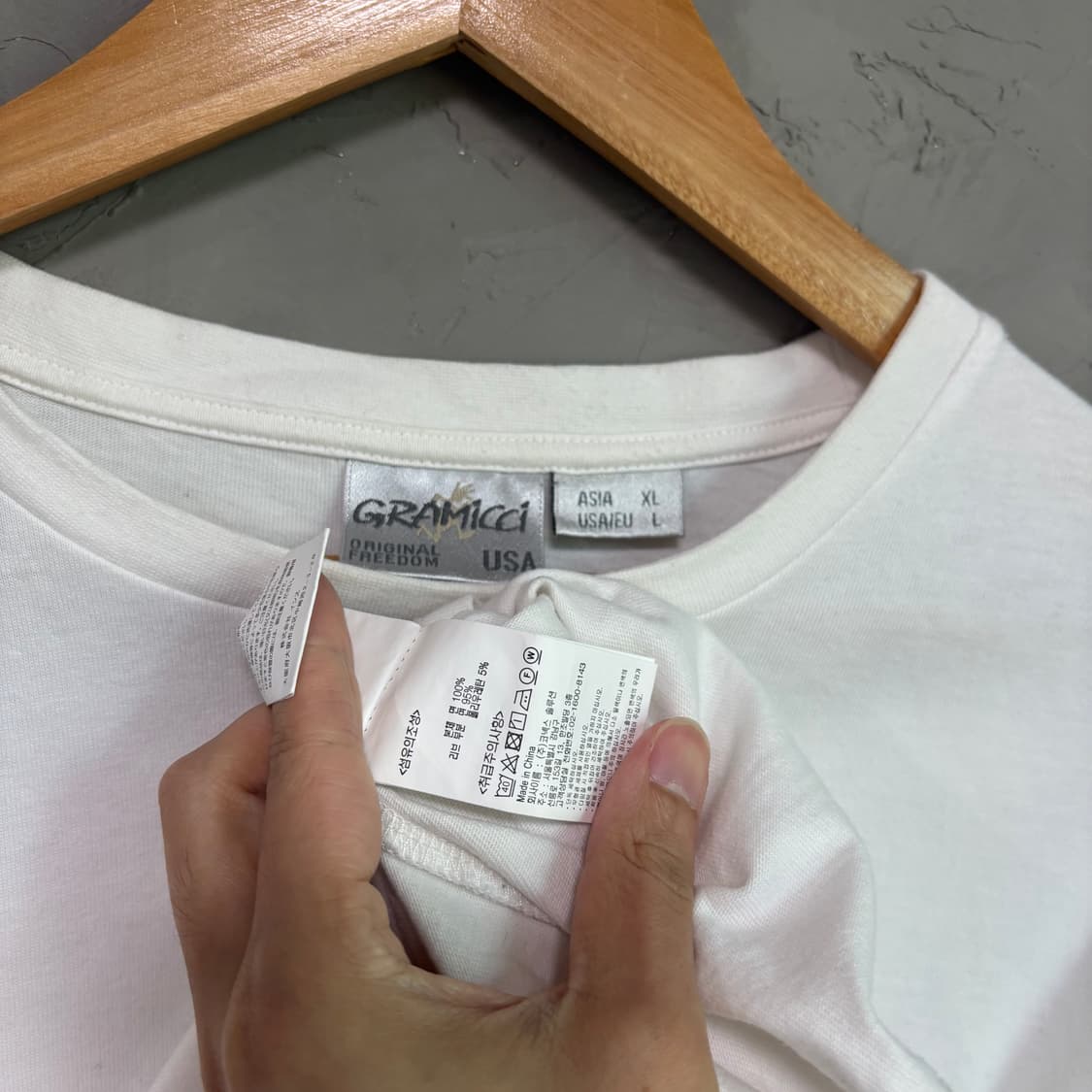 그라미치 원포인트 포켓 롱슬리브 긴팔 화이트 상품이미지3