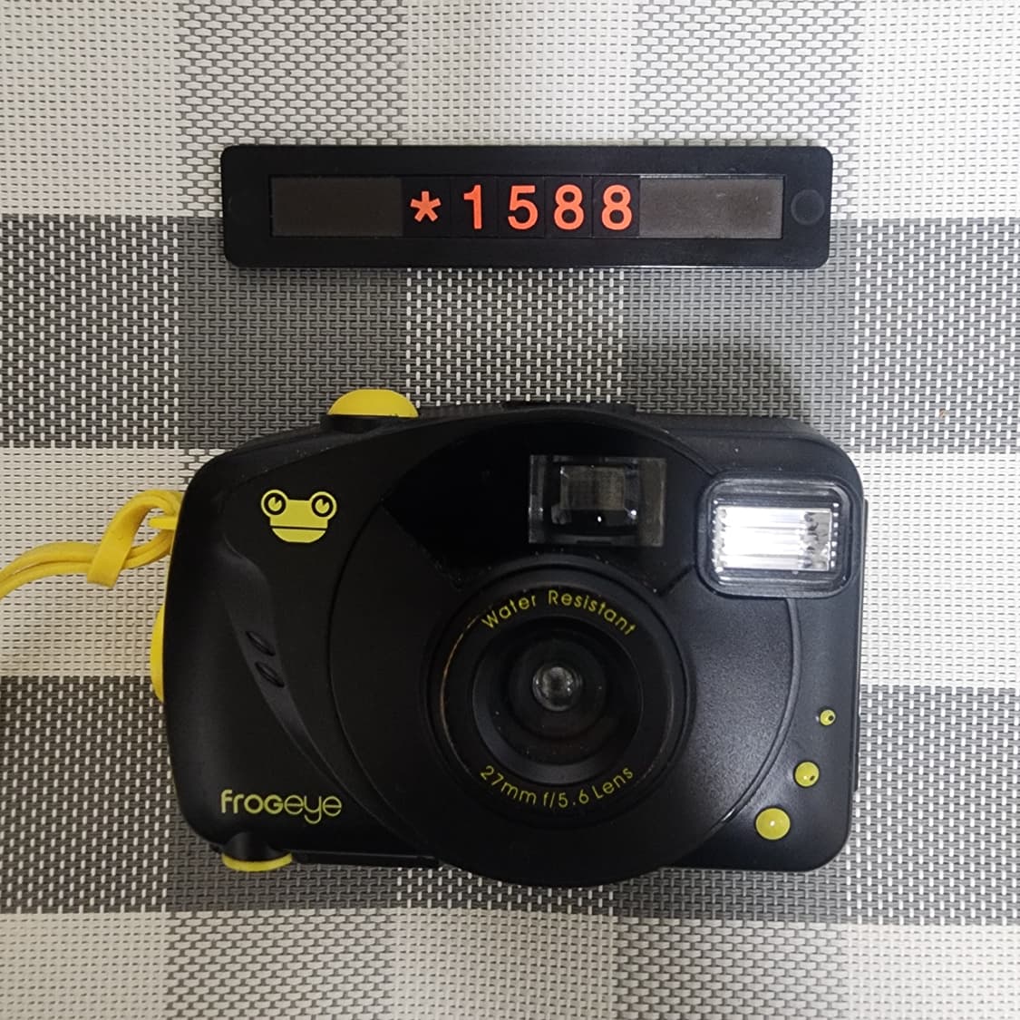 프로그 아이 방수 필름카메라 상품이미지1