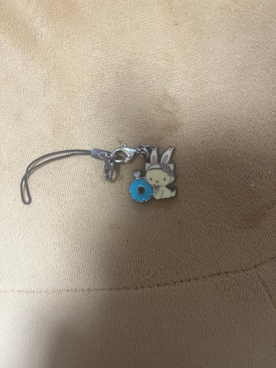 우사기챠미키티 참 상품이미지1