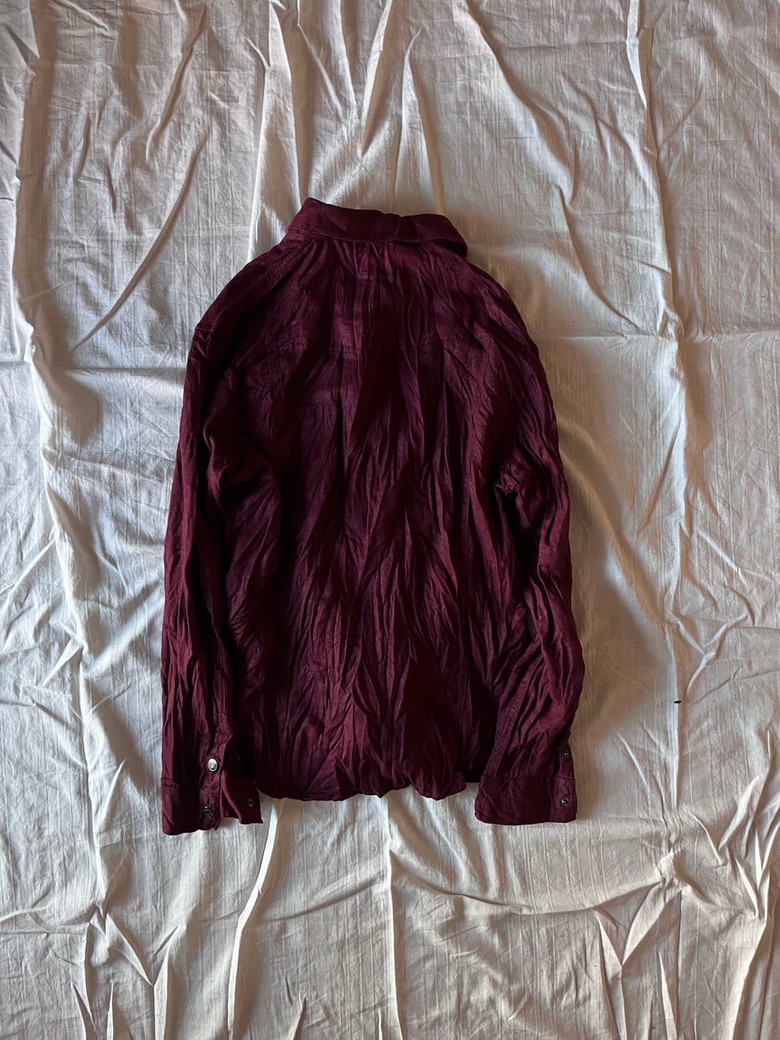 In the attic Wrinkled Burgundy Shirt 상품이미지4