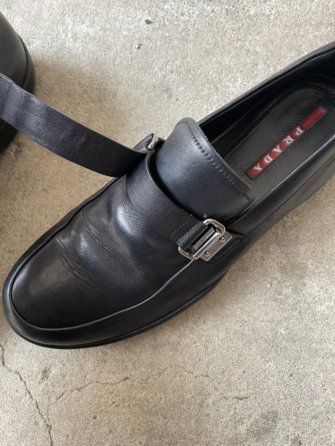 00s Prada Sports Buckle Loafers 상품이미지5