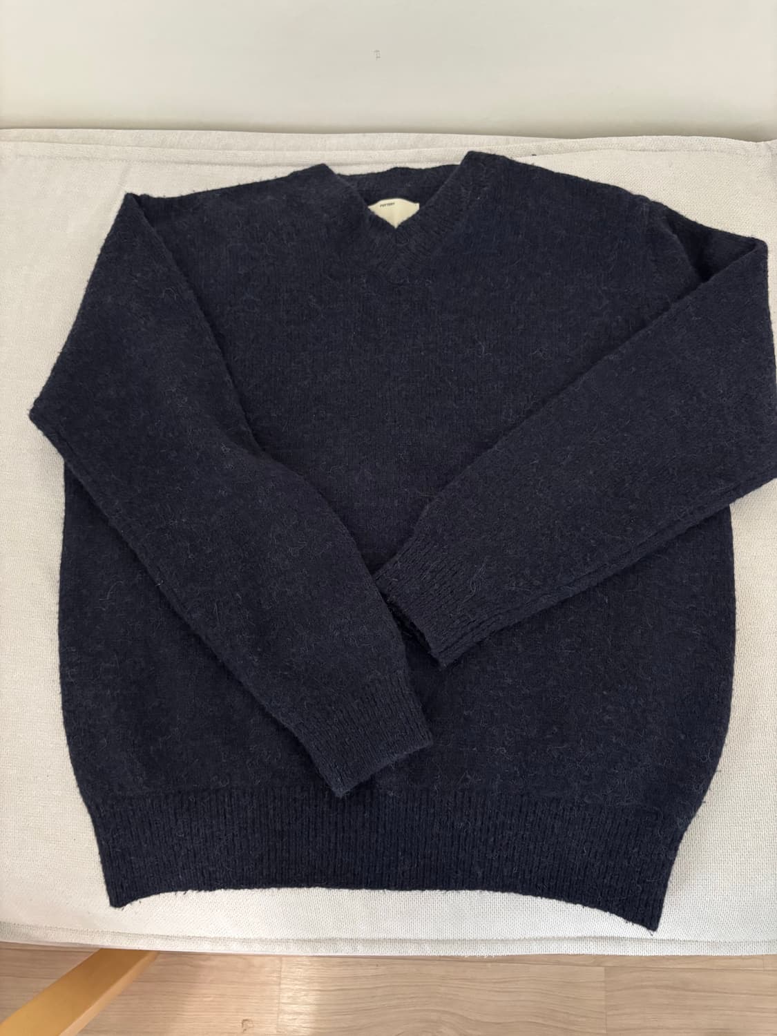 포터리 알파카 브이넥 니트 네이비 3사이즈 상품이미지2