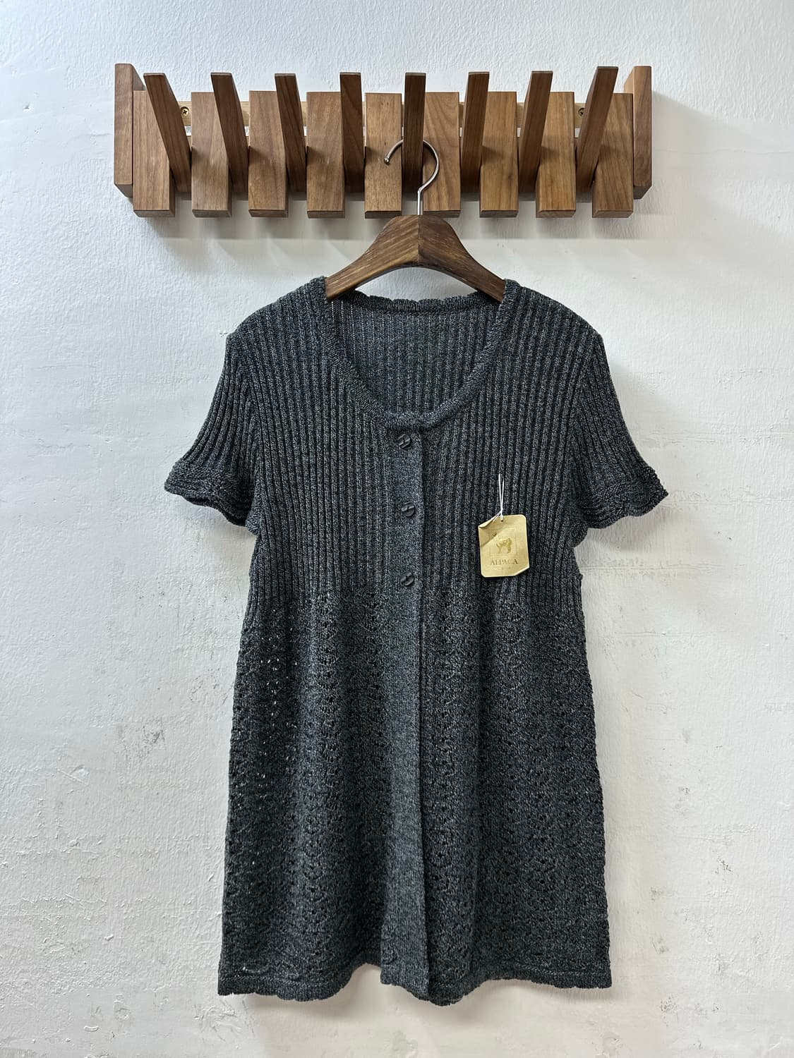 택있는 새상품 오픈워크 알파카 혼방 리브 니트 A라인 반팔 가디건 상품이미지1