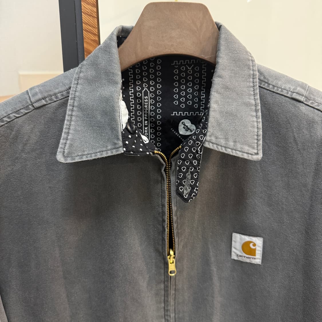 칼하트 WIP 해리스 자켓 블랙 피그먼트 M사이즈 판매합니다 ! 상품이미지2