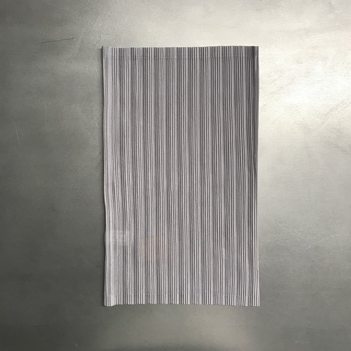 이세이 미야케 플리츠 플리즈 넥워머 그레이 상품이미지2