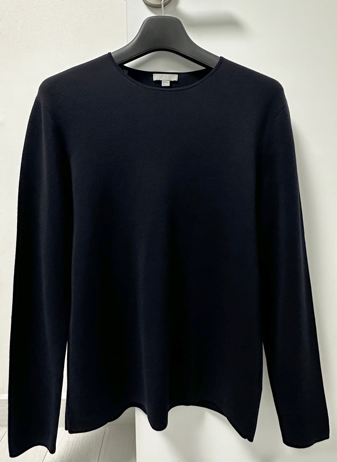 [COS 코스] 여성 네이비 울 니트 / M(38) 사이즈 상품이미지1