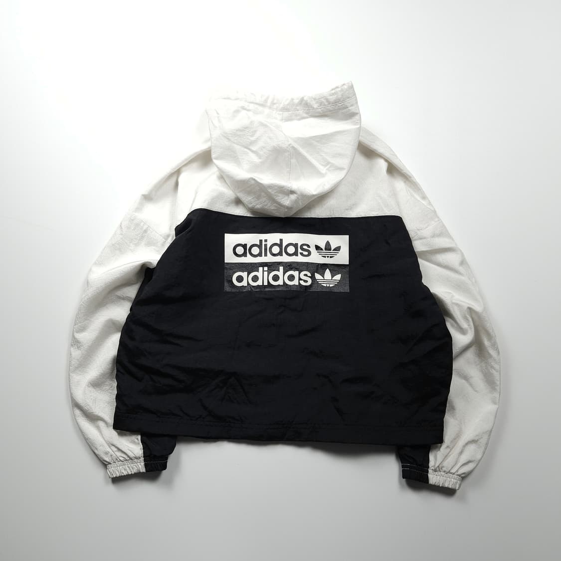 아디다스 빅로고 나일론 우븐 크롭 트랙 자켓 (90) 상품이미지2