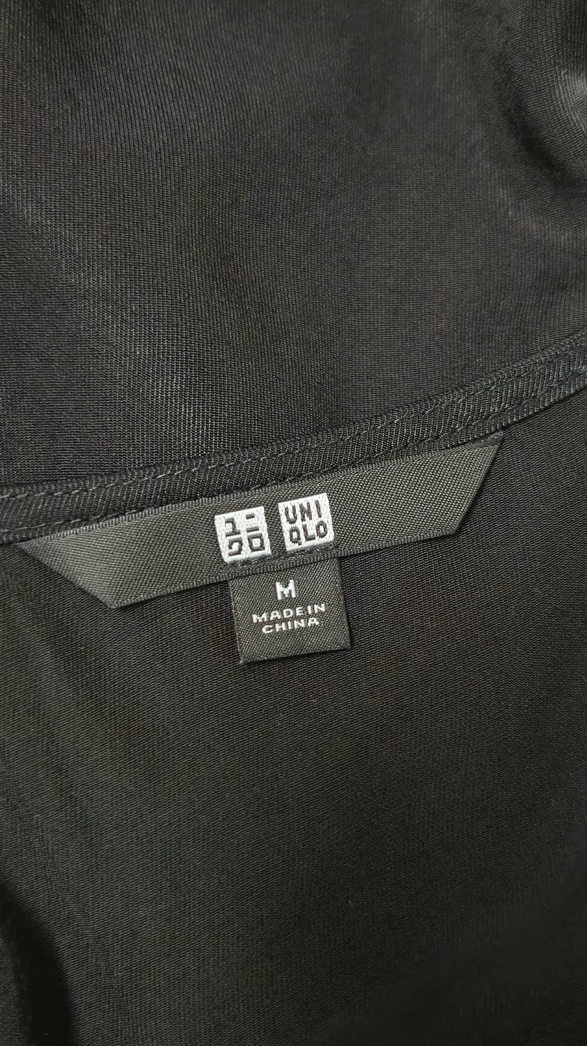 유니클로 슬립 롱 원피스 M 블랙 나시 뷔스티에 레이온 심플
UNIQLO 상품이미지5