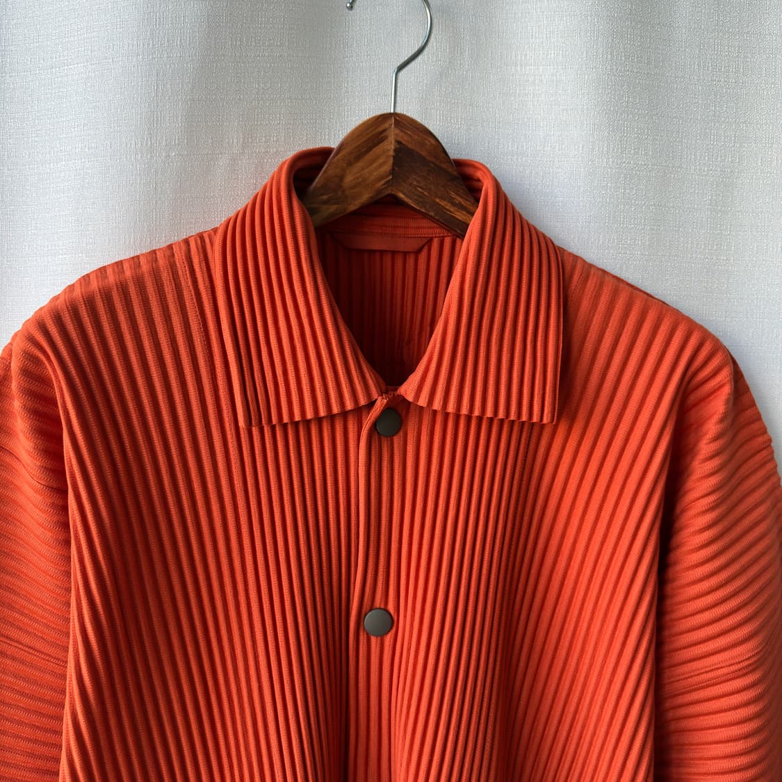 이세이 미야케 옴므 플리세 오버사이즈 플리츠 코치 자켓 오렌지 2사이즈 상품이미지4