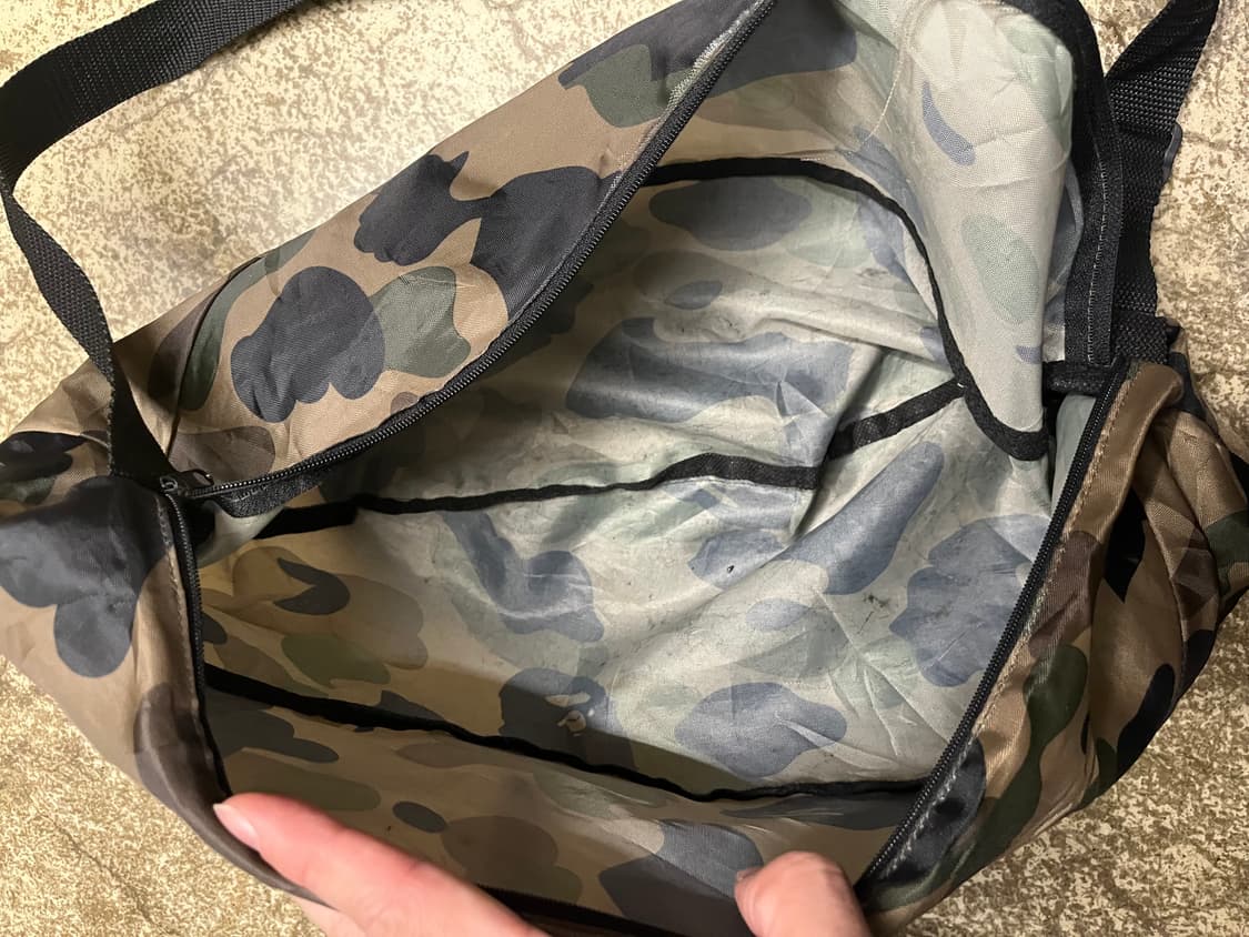 베이프 기프트백 카모 힙색 슬링백 상품이미지6