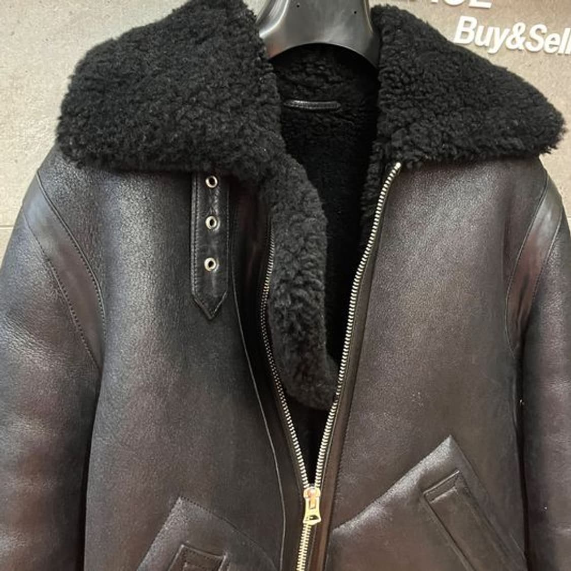 [정품] 아크네 스튜디오 검정색 무스탕 자켓입니다. 상품이미지4