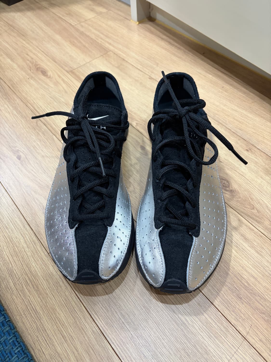 나이키 에어 슈퍼플라이 메탈릭실버 상품이미지1