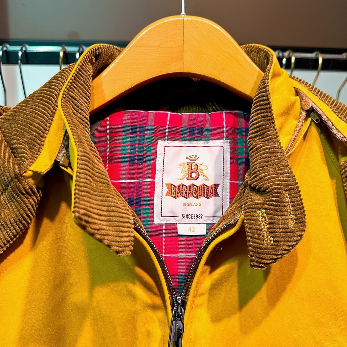 바라쿠타 남성 G9 머스터드 왁스 드라이버 자켓

 상품이미지2