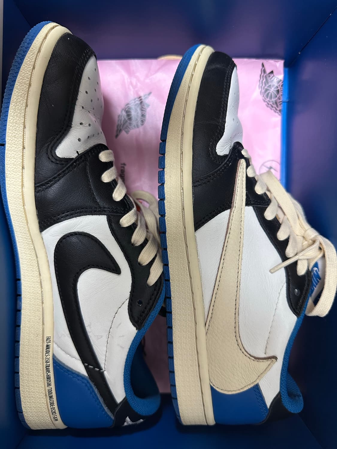 나이키 조던1 트래비스 스캇 프라그먼트 로우 프스캇 상품이미지3