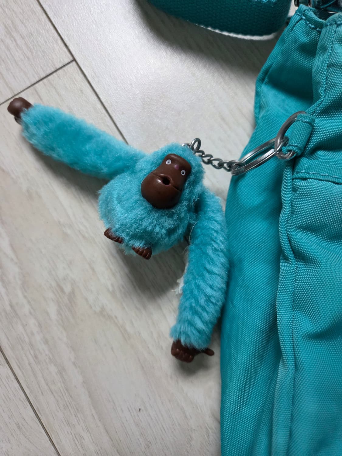 키플링 민트컬러 원숭이 키링 토트백 숄더백 크로스백 상품이미지2