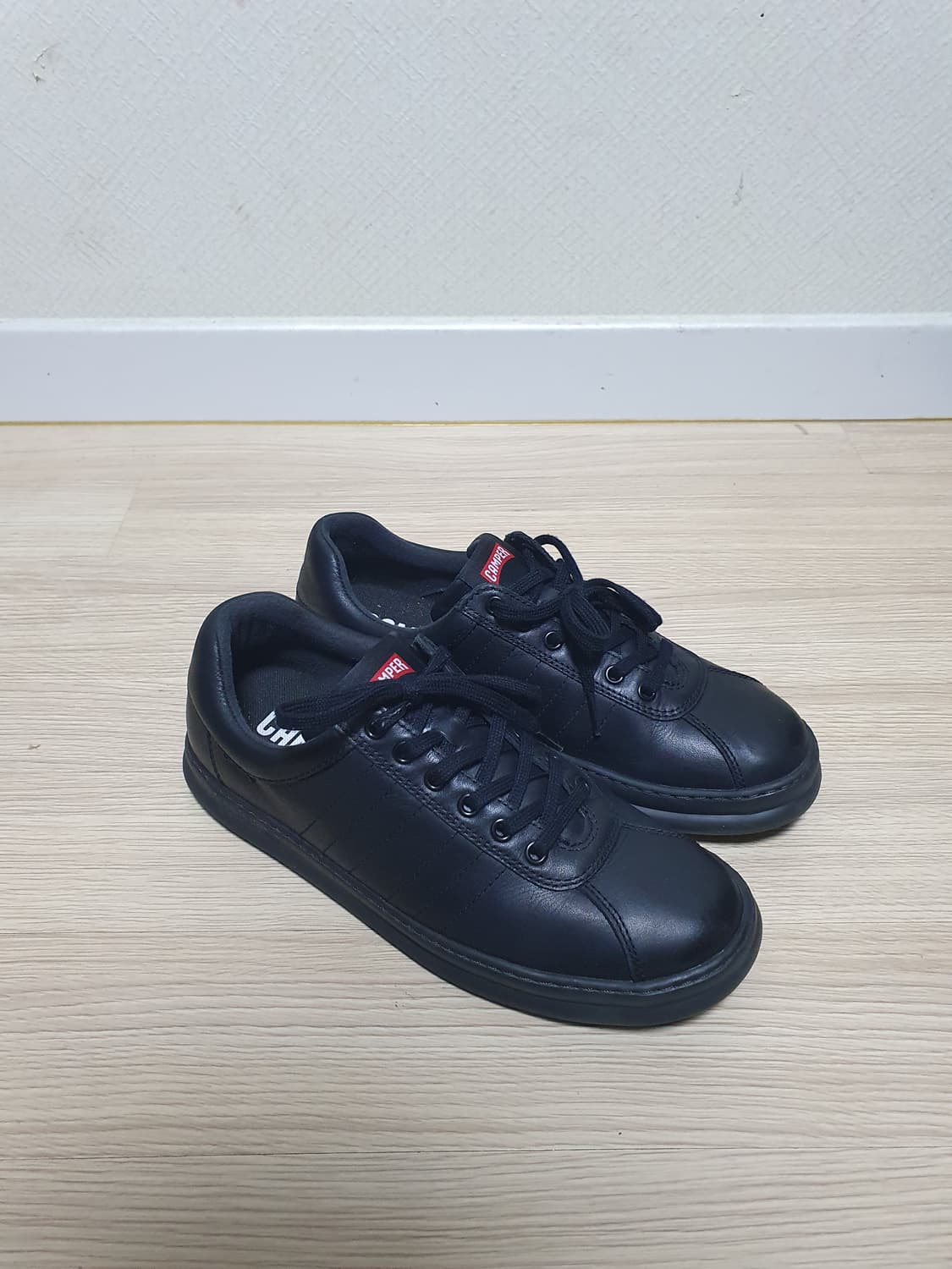 캠퍼 블랙 스니커즈 265~70 상품이미지2