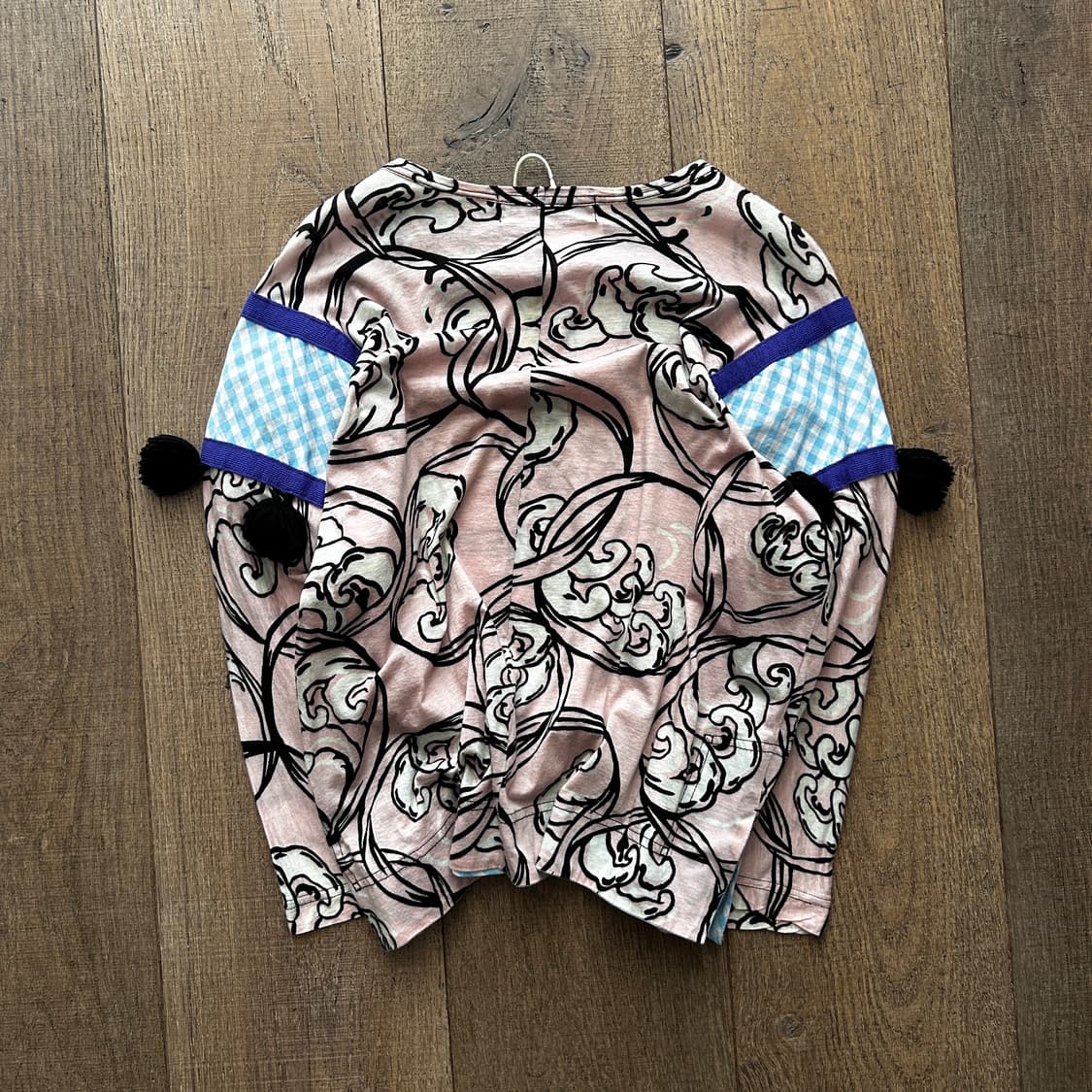 Pattern Pompom Detail Long Sleeve 상품이미지5