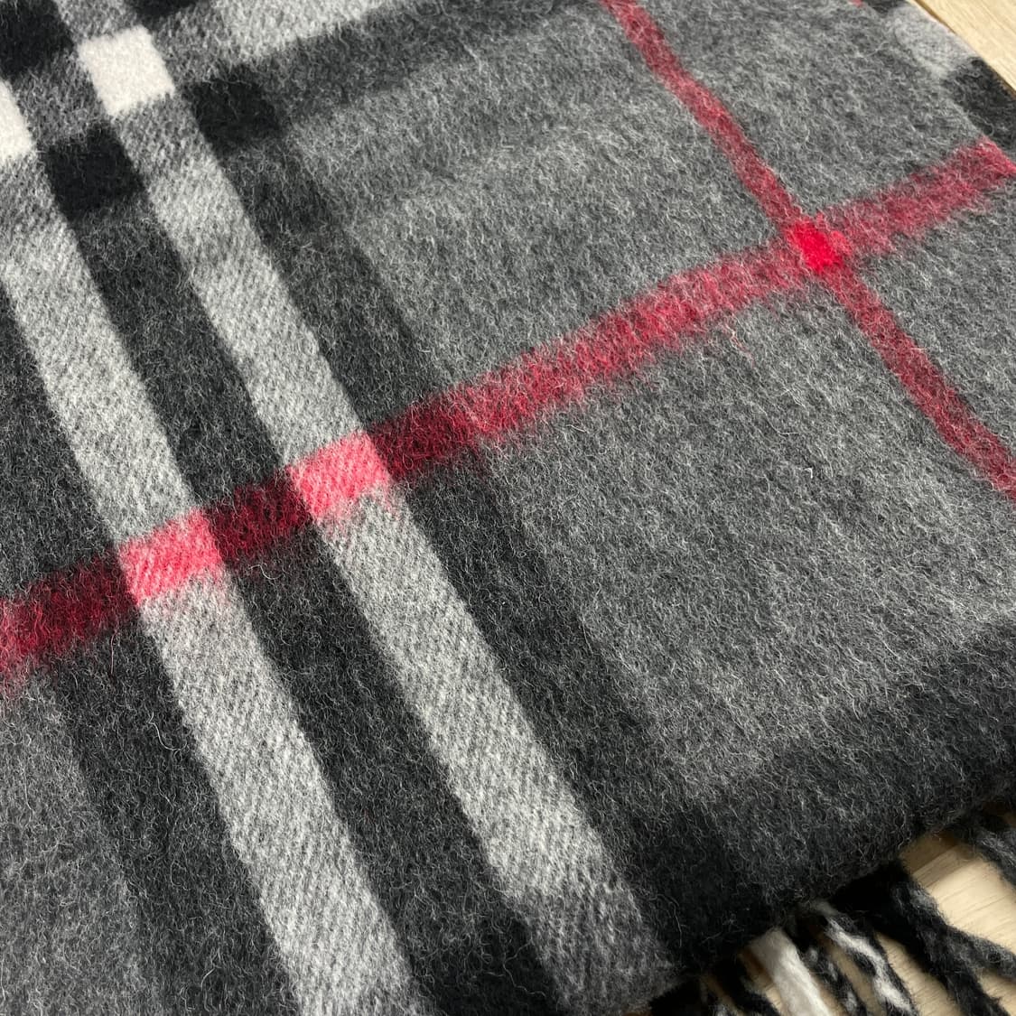 버버리 캐시미어 머플러 목도리 그레이  상품이미지7