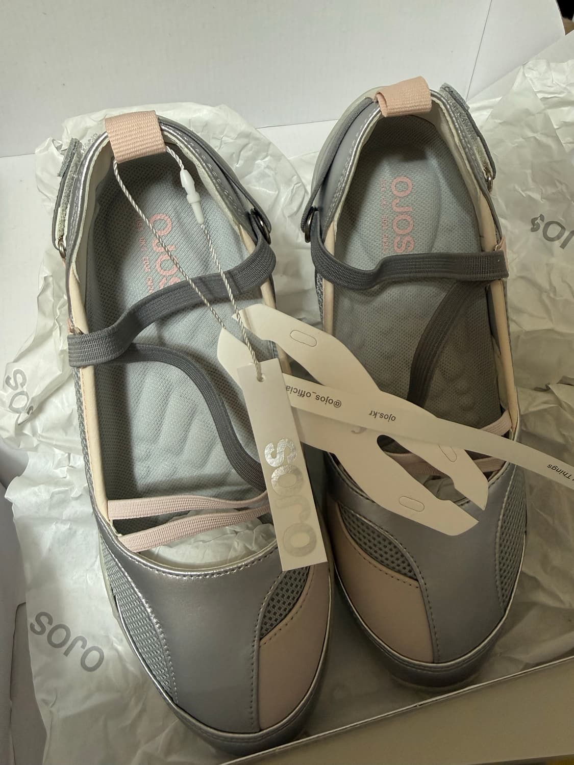 Strap Embossed Toe Shoes 오호스 토슈즈 실버 240 상품이미지3