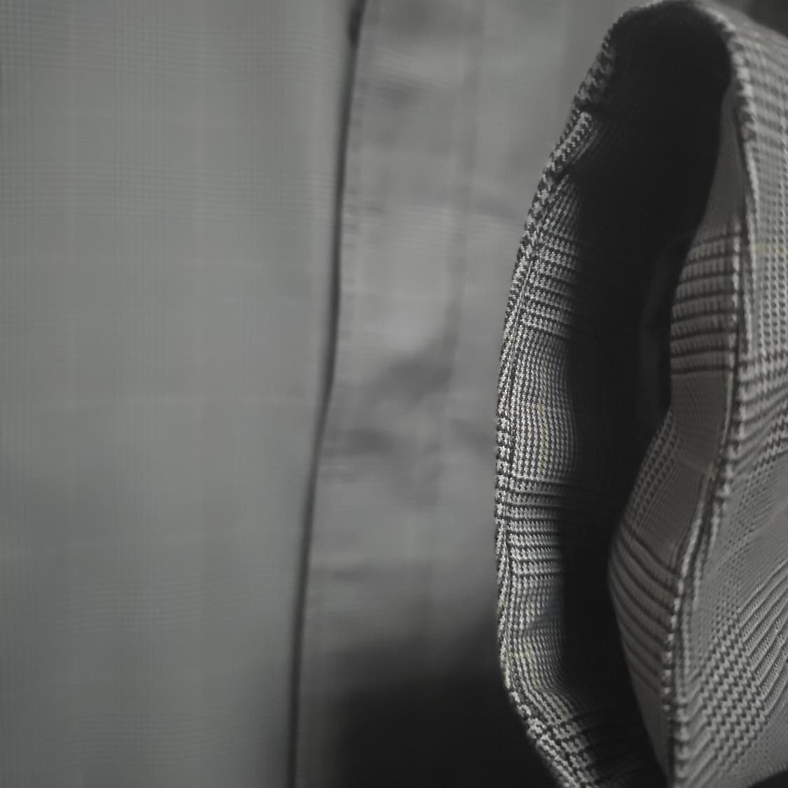 헤지스 남성 면 혼방 하프코트 체크 정장 코트105 (출시가35만원)
 상품이미지4