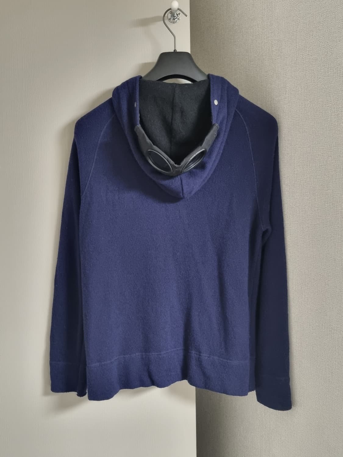 cp컴퍼니 고글 니트집업 상품이미지2