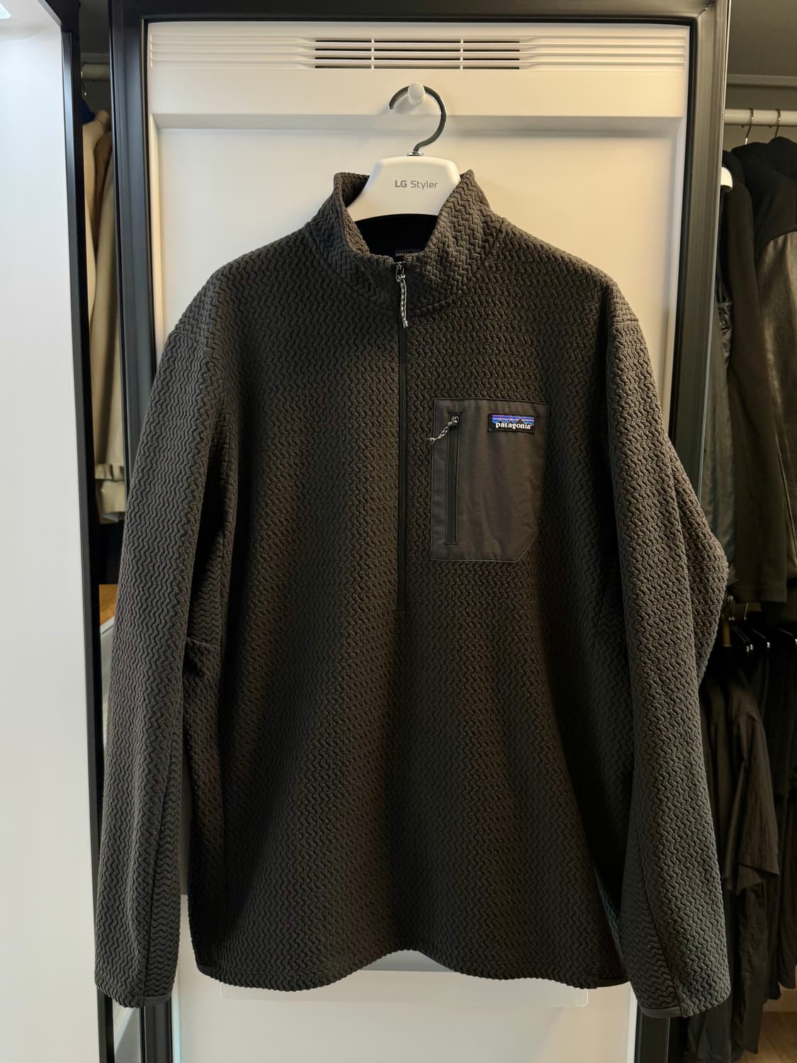 (XL) 파타고니아 R1 에어 집넥 상품이미지1