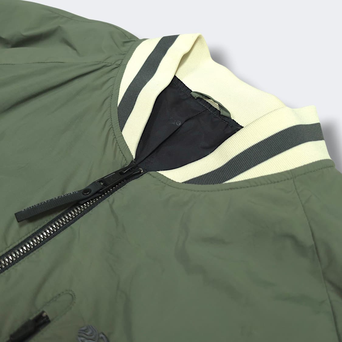 [110] 디스커버리 익스페디션 카키 스트레치 블루종 자켓 상품이미지8